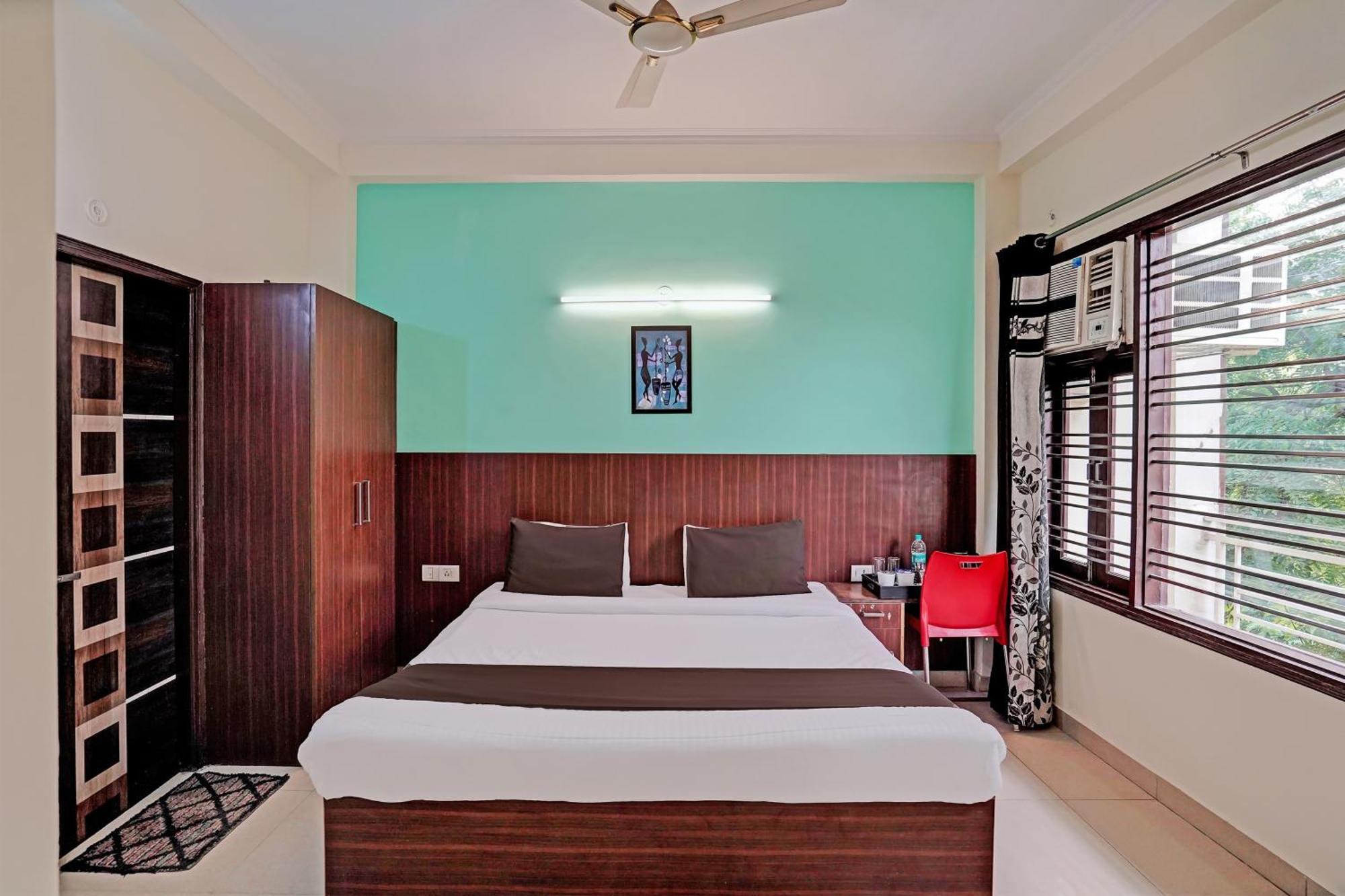 Hotel O Golden Imperial Greater Noida Exterior foto